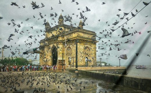 SHIFTING TO MUMBAI? MAKE THE MOVE HASSLE-FREE WITH THESE TIPS