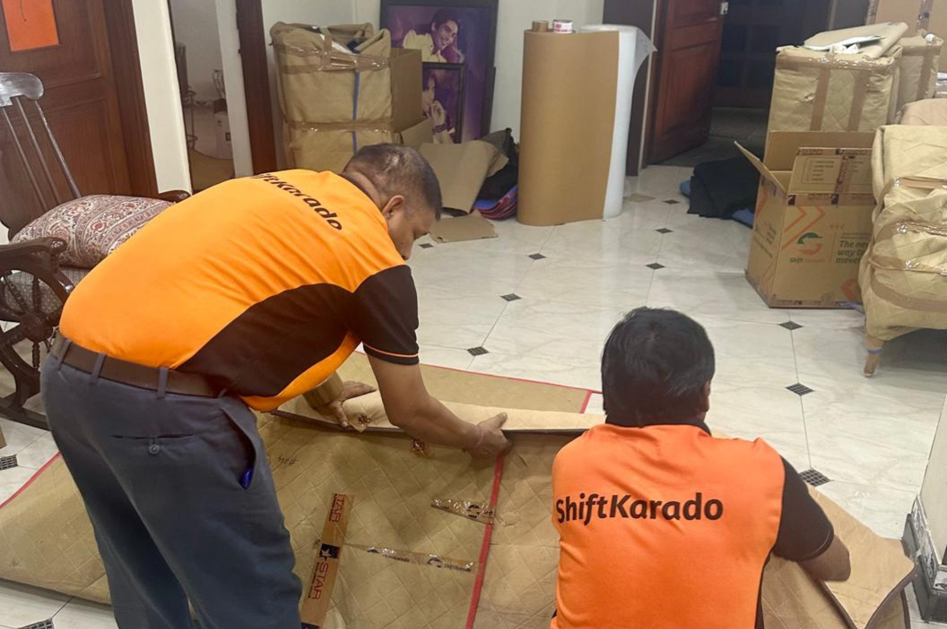 ShiftKarado, One of the best packers and movers in Delhi NCR, for a stress-free moving experience.