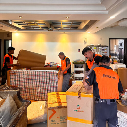 Why Hiring Packers and Movers is Smarter (and Cheaper!) Than DIY Moving